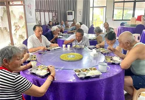 简阳市：推动养老服务高质量发展 用心守护老人幸福晚年