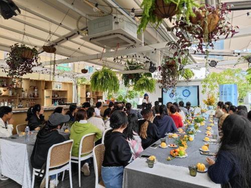 凝聚低碳经济共识 成都青年向可持续未来迈进