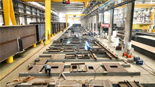 东坡区：抓生产 忙建设 火力全开冲刺四季度