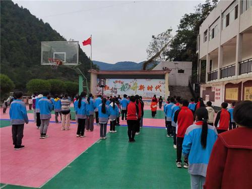 南江县关门镇九义校开展“森林草原防灭火，人人有责”主题教育活动