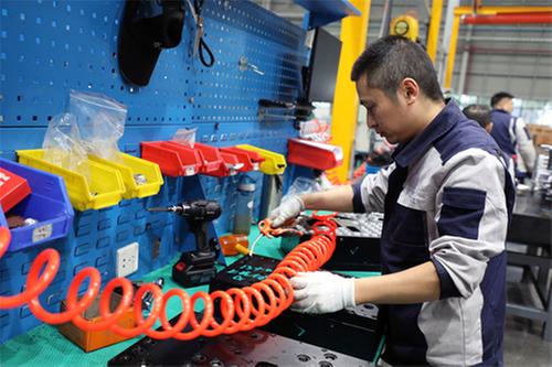 丹棱：“智改数转”焕发传统企业新机