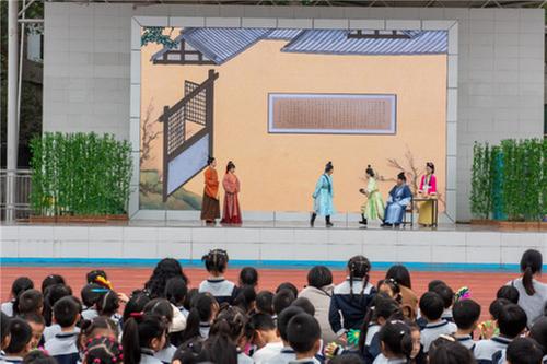 青神：戏曲进校园 文化润童心