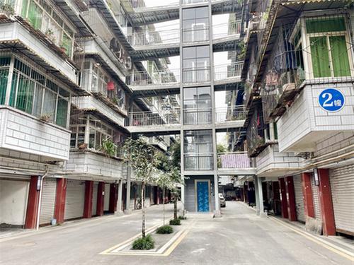 眉山东坡：社区领办物业 老旧小区重焕生机