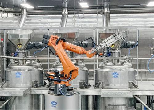 眉山东坡：火锅迎来消费旺季，企业生产忙