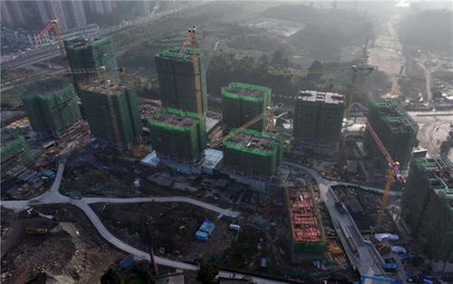 内江市东兴区：项目“冲刺”忙