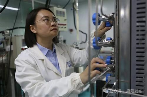 简阳市：“三线精神”薪火相传 奋力打造成渝制造新基地