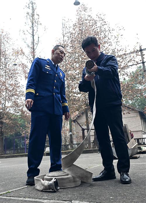 东兴区：消防进社区 安全在身边