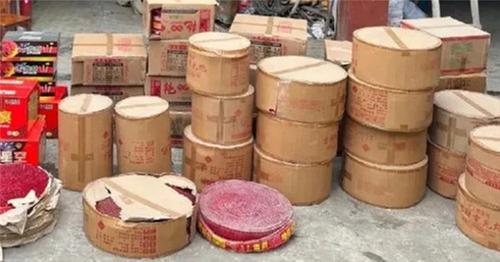 零容忍！眉山天府警方查处一起非法存储烟花爆竹案