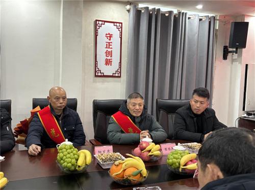 岁月印初心 荣退敬韶华