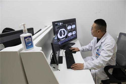 广安区：建设紧密型医共体 创新基层帮扶模式