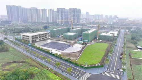 青神县滨江小学项目建设进展顺利，预计明年9月投入使用