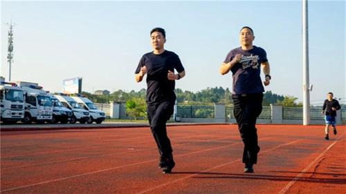 罗飞：扎根派出所的“勤务兵”