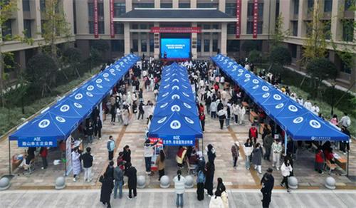 政策有靶向 服务有方向 毕业有去向