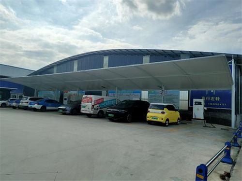 岳池县：加快充电桩建设 赋能绿色出行