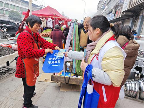 护安镇开展平安建设宣传活动