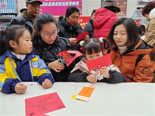 民俗表演、非遗集市……东坡区2025年元宵节文化惠民活动精彩纷呈