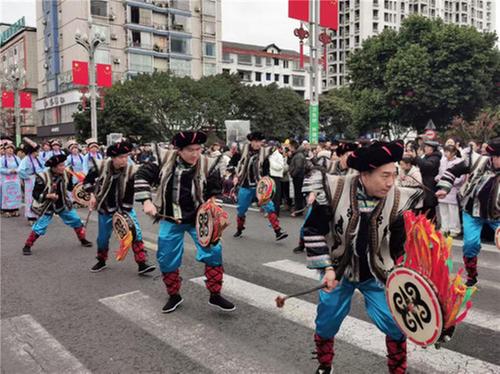 洪雅：民俗文化巡展活动热闹开展