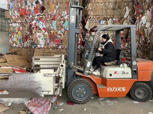 春雷行动出击！邻水县九龙揪出特种设备“黑户”叉车