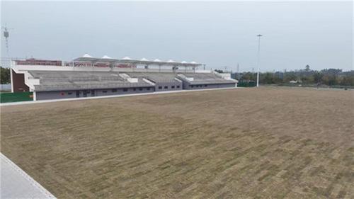 好消息！青神县橄榄球场预计3月底竣工