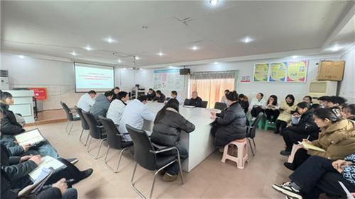 大竹县观音中心卫生院传达学习贯彻县委、县纪委会议精神