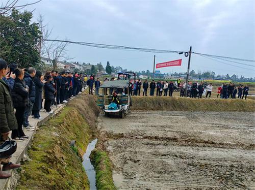 岳池县召开2025年春耕备耕农机推广暨农机操作安全培训现场会