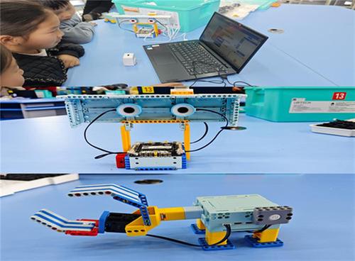 南江县下两镇小学：人工智能教育点亮乡村孩子科技梦