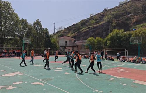 南江县朝阳小学多维度推动学生全面发展