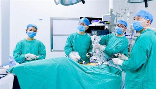 杏林归梓传仁术  白衣反哺润宣医——宣汉籍知名专家兰平教授一行返乡指导