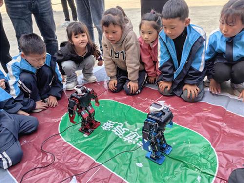 南江县科协开展科普进校园活动