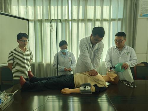 大竹县竹阳社区卫生服务中心开展医疗质量安全专题培训会