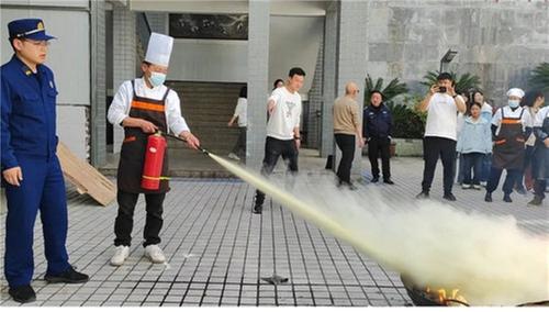 四川省南江县职业中学举办消防安全科普知识培训