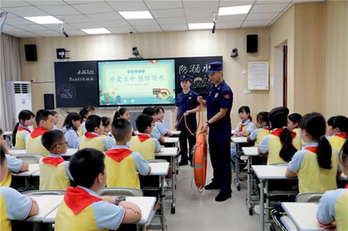 广安区：暑期将至  防溺水安全教育进校园